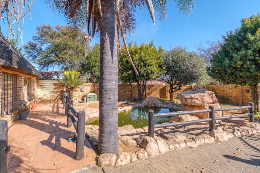 3 Bedroom Property for Sale in Greenhills Gauteng