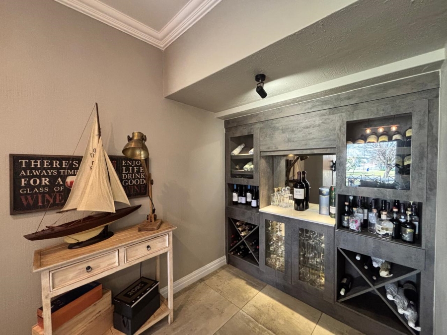 5 Bedroom Property for Sale in Emfuleni Golf Estate Gauteng
