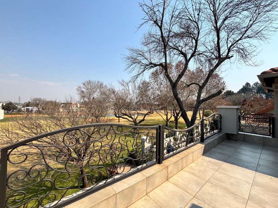 5 Bedroom Property for Sale in Emfuleni Golf Estate Gauteng