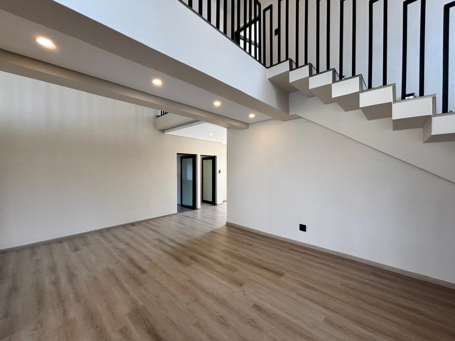 5 Bedroom Property for Sale in Emfuleni Golf Estate Gauteng