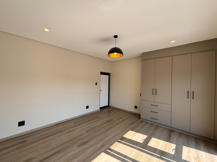 5 Bedroom Property for Sale in Emfuleni Golf Estate Gauteng
