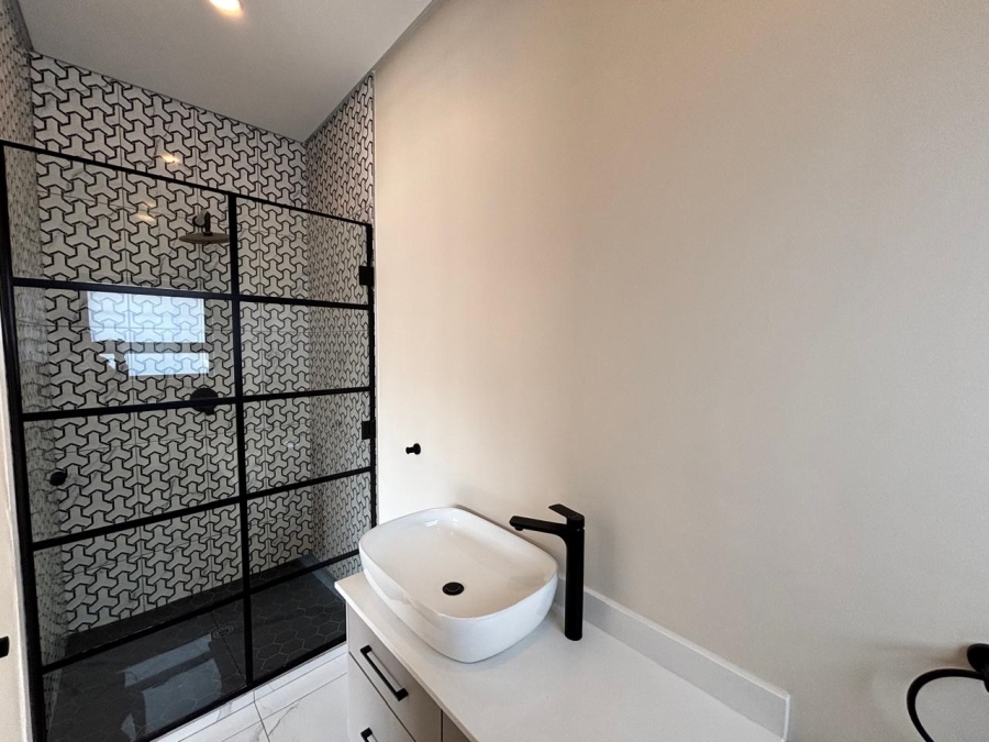 5 Bedroom Property for Sale in Emfuleni Golf Estate Gauteng