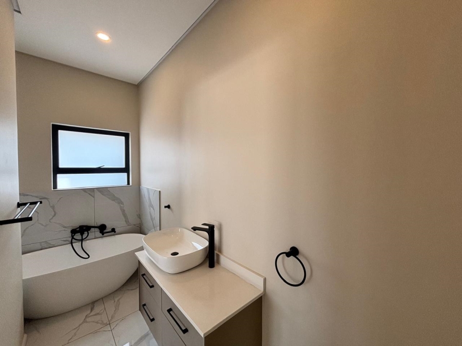 5 Bedroom Property for Sale in Emfuleni Golf Estate Gauteng
