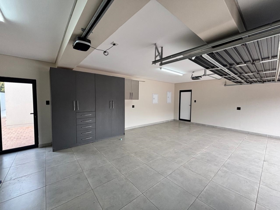 5 Bedroom Property for Sale in Emfuleni Golf Estate Gauteng