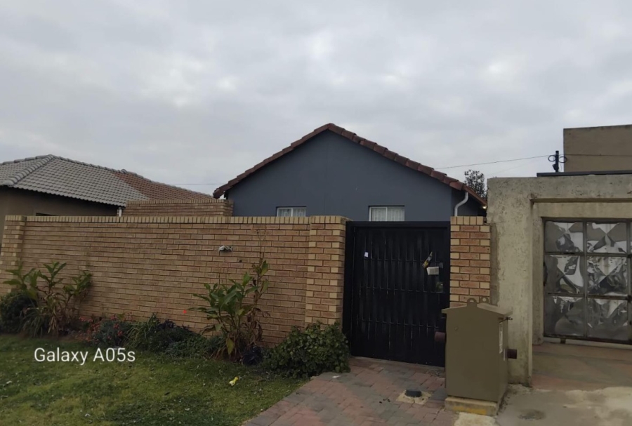 3 Bedroom Property for Sale in Naturena Gauteng