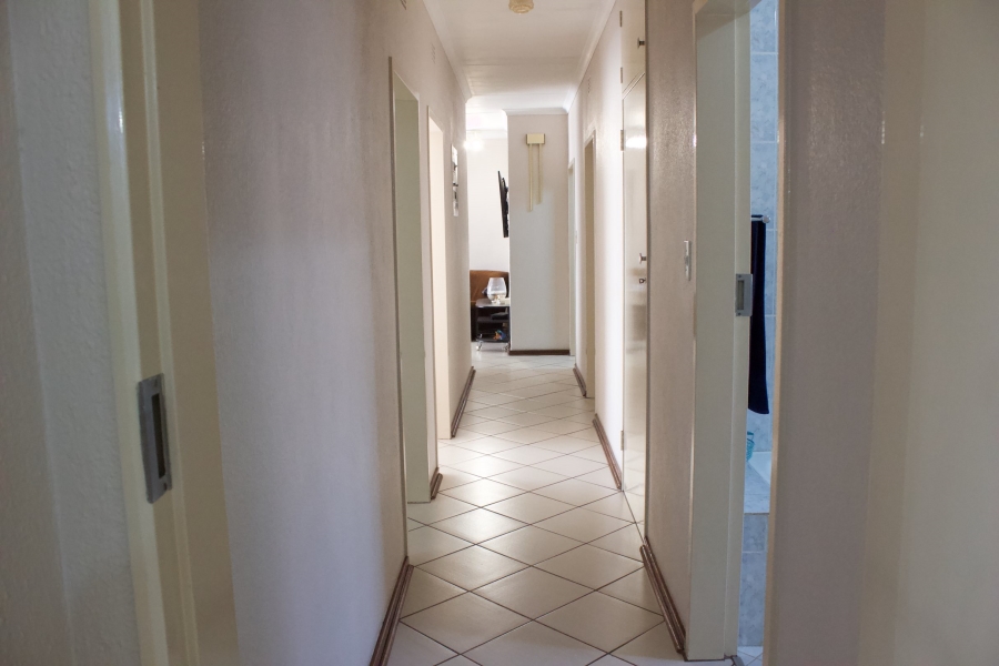 4 Bedroom Property for Sale in Edleen Gauteng