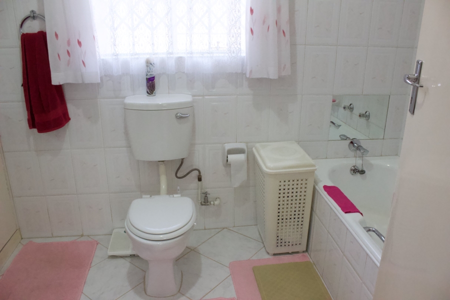 4 Bedroom Property for Sale in Edleen Gauteng