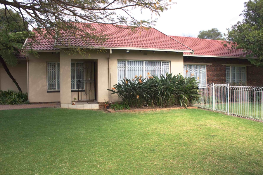 4 Bedroom Property for Sale in Edleen Gauteng