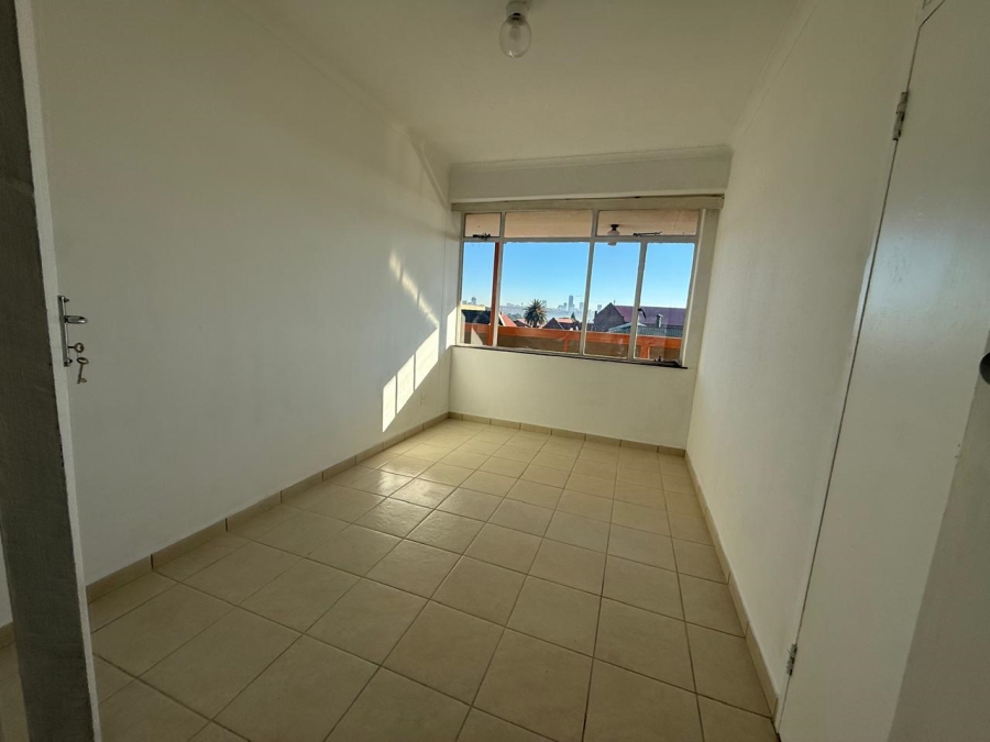 To Let 2 Bedroom Property for Rent in La Rochelle Gauteng