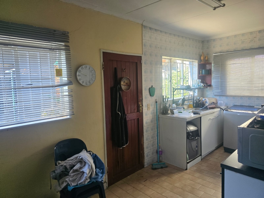 8 Bedroom Property for Sale in Troyeville Gauteng