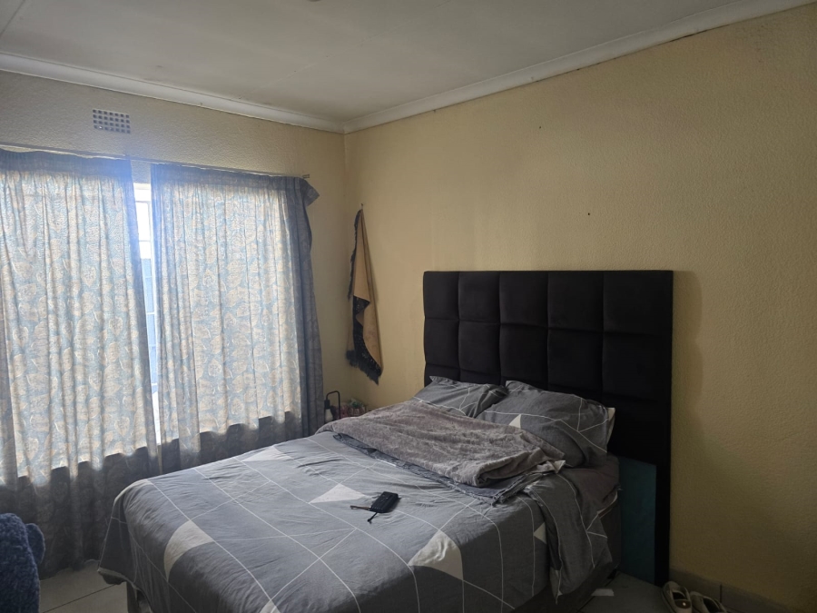 8 Bedroom Property for Sale in Troyeville Gauteng