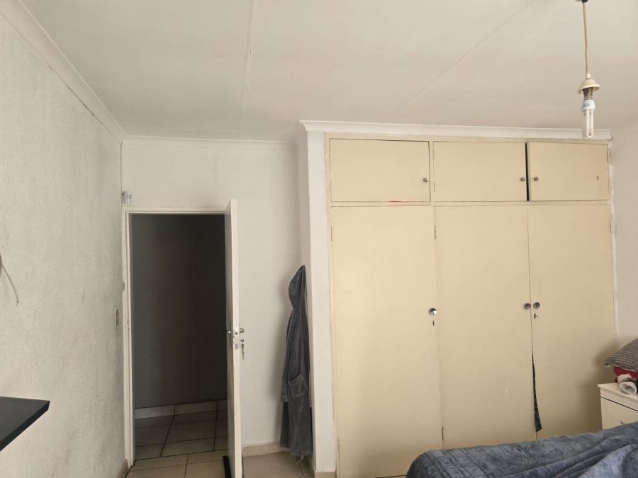 8 Bedroom Property for Sale in Troyeville Gauteng
