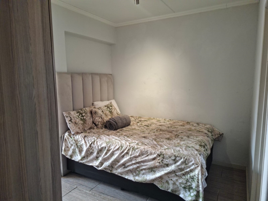 1 Bedroom Property for Sale in Sebenza Gauteng