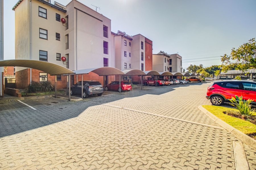 1 Bedroom Property for Sale in Sebenza Gauteng