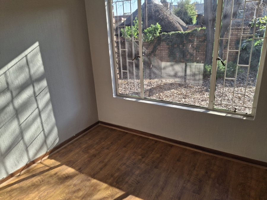 To Let 3 Bedroom Property for Rent in Garsfontein Gauteng