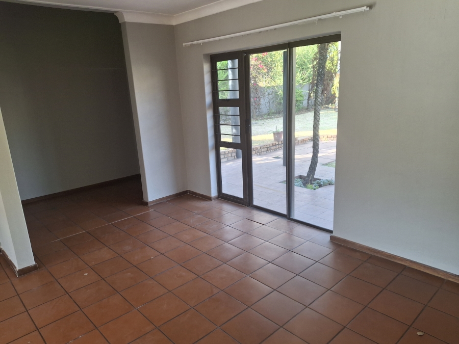 To Let 3 Bedroom Property for Rent in Garsfontein Gauteng