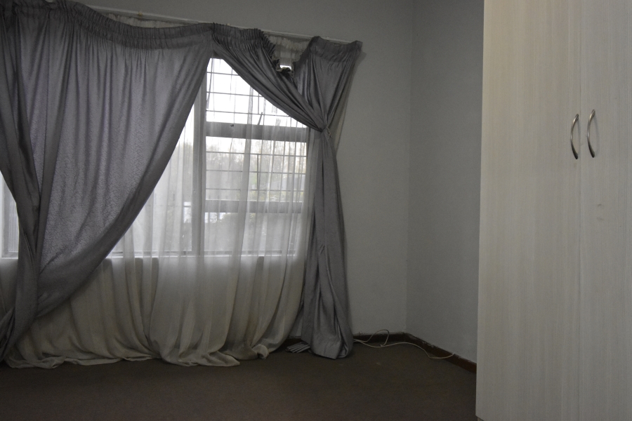 To Let 2 Bedroom Property for Rent in Honeydew Gauteng