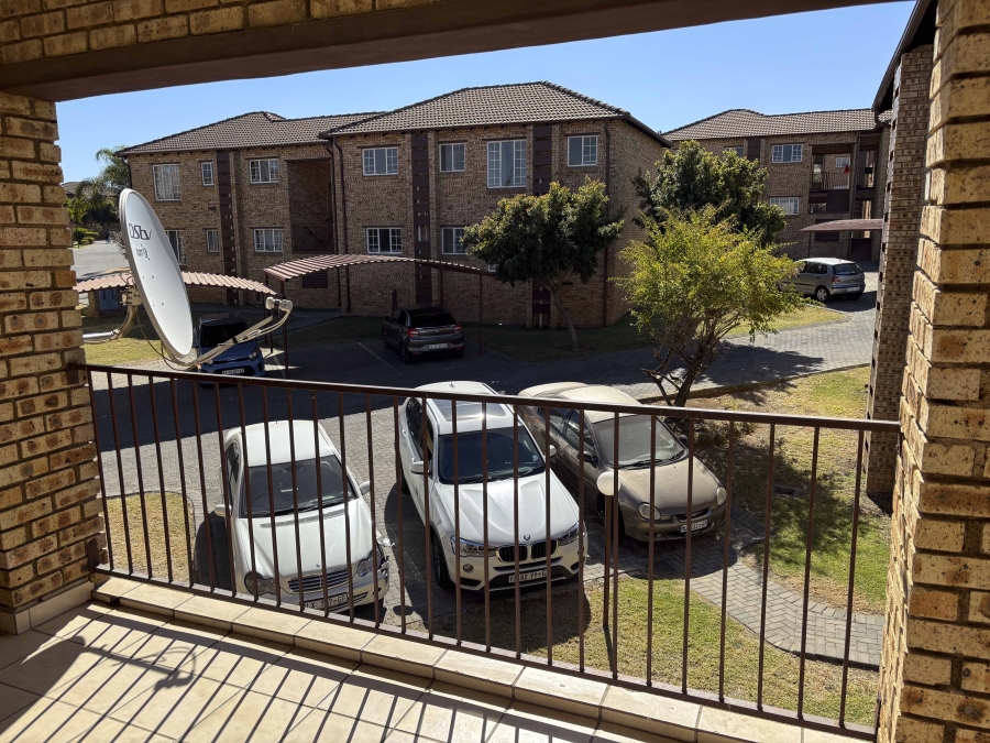 To Let 3 Bedroom Property for Rent in Halfway Gardens Gauteng