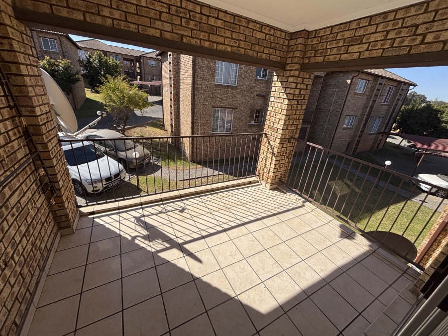 To Let 3 Bedroom Property for Rent in Halfway Gardens Gauteng