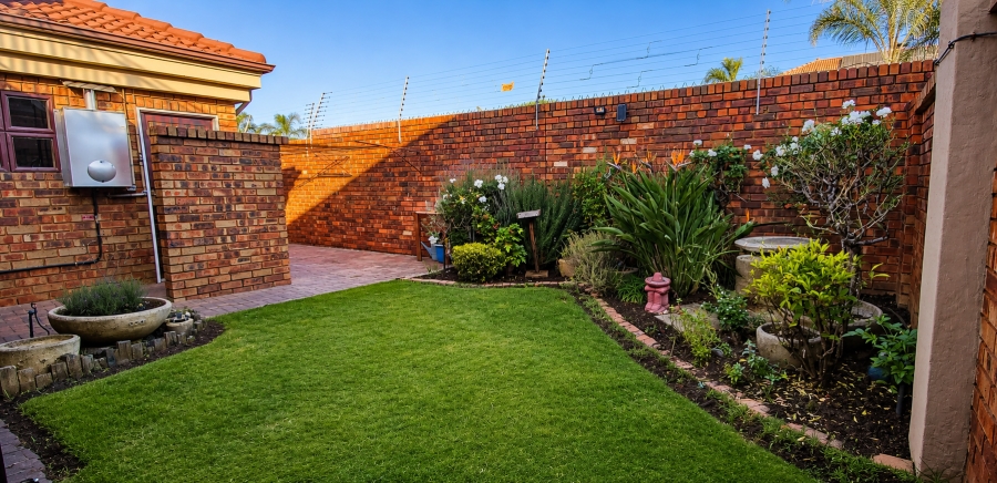 4 Bedroom Property for Sale in Bardene Gauteng