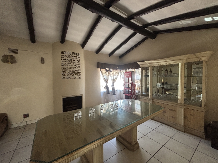 7 Bedroom Property for Sale in Lambton Gardens Gauteng
