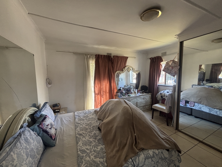 7 Bedroom Property for Sale in Lambton Gardens Gauteng