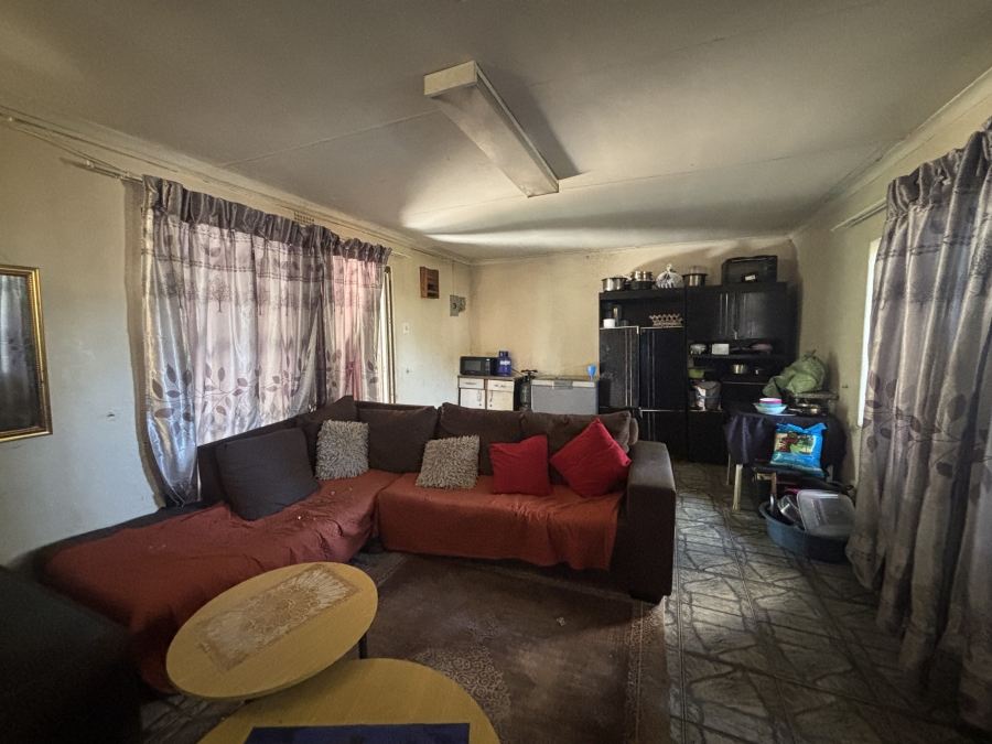 7 Bedroom Property for Sale in Lambton Gardens Gauteng