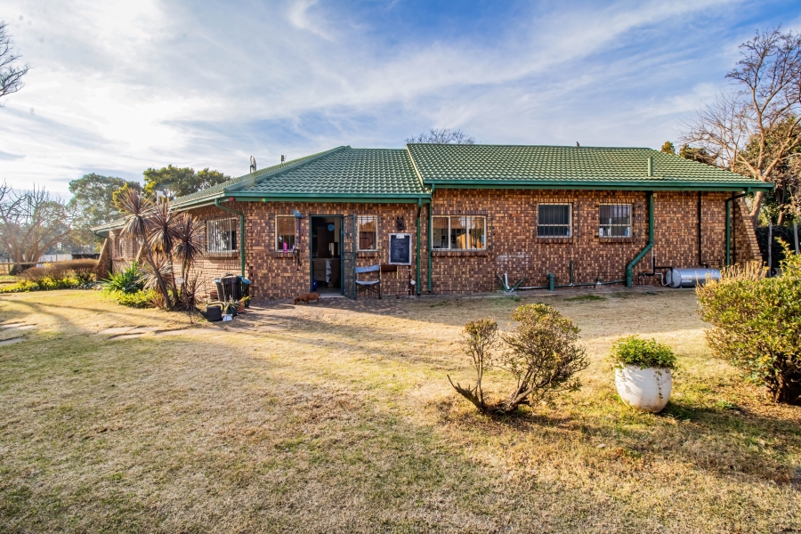3 Bedroom Property for Sale in Ironsyde A H Gauteng