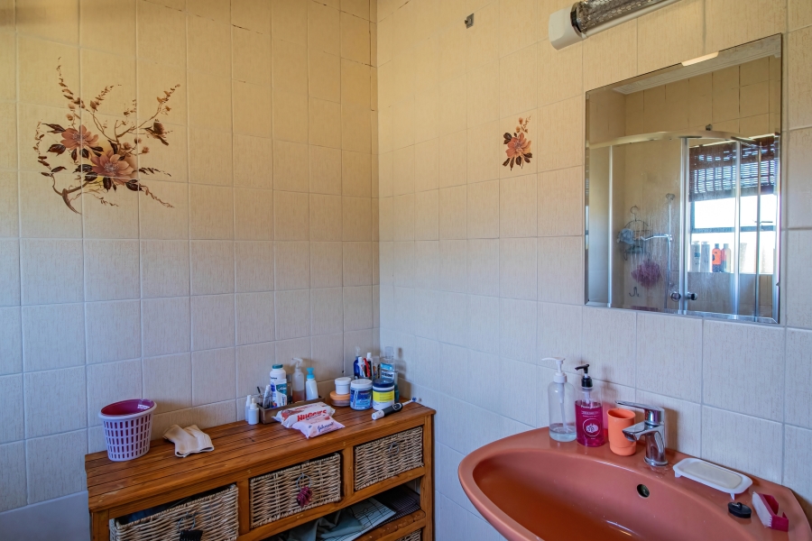 3 Bedroom Property for Sale in Ironsyde A H Gauteng