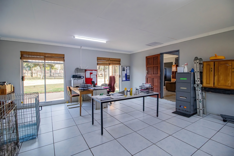 3 Bedroom Property for Sale in Ironsyde A H Gauteng