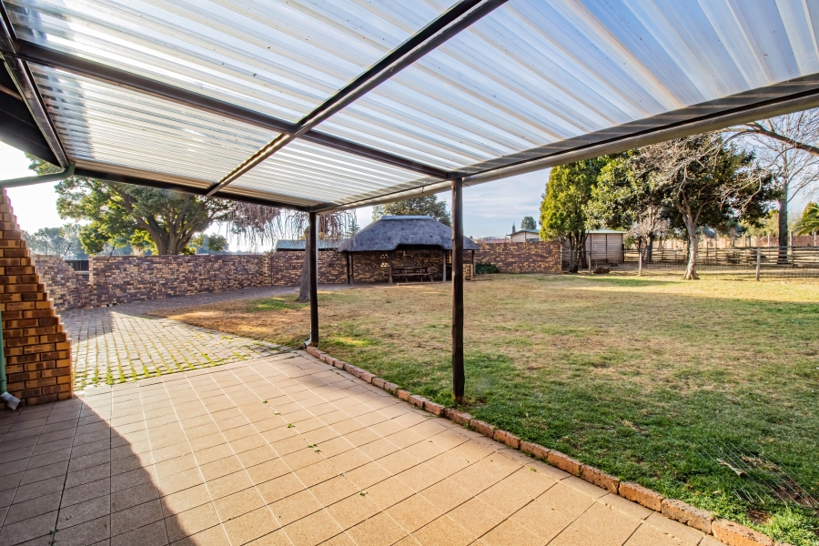 3 Bedroom Property for Sale in Ironsyde A H Gauteng