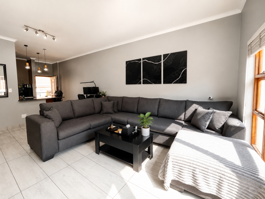 1 Bedroom Property for Sale in Silvamonte Gauteng