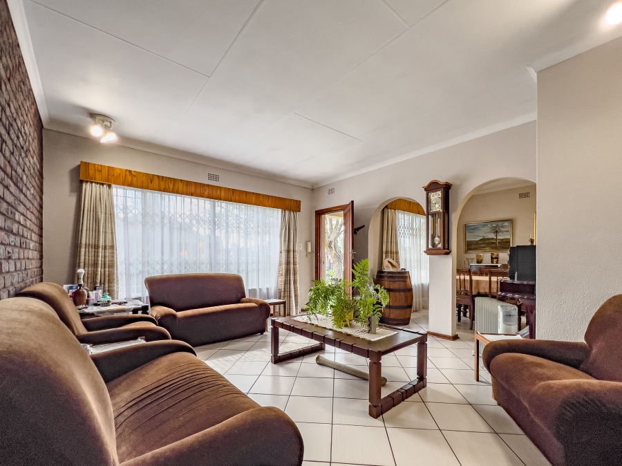 4 Bedroom Property for Sale in Edleen Gauteng
