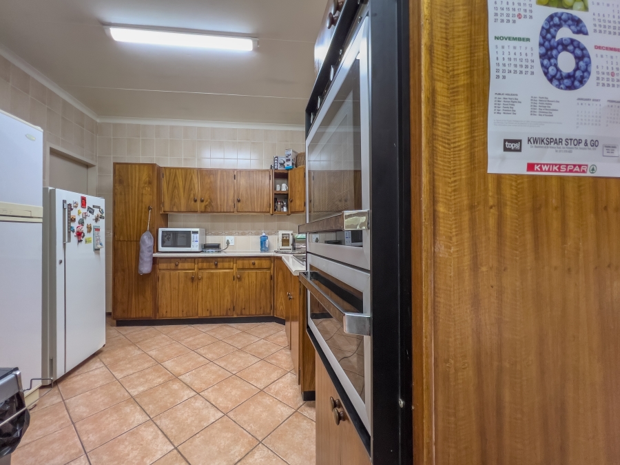 4 Bedroom Property for Sale in Edleen Gauteng