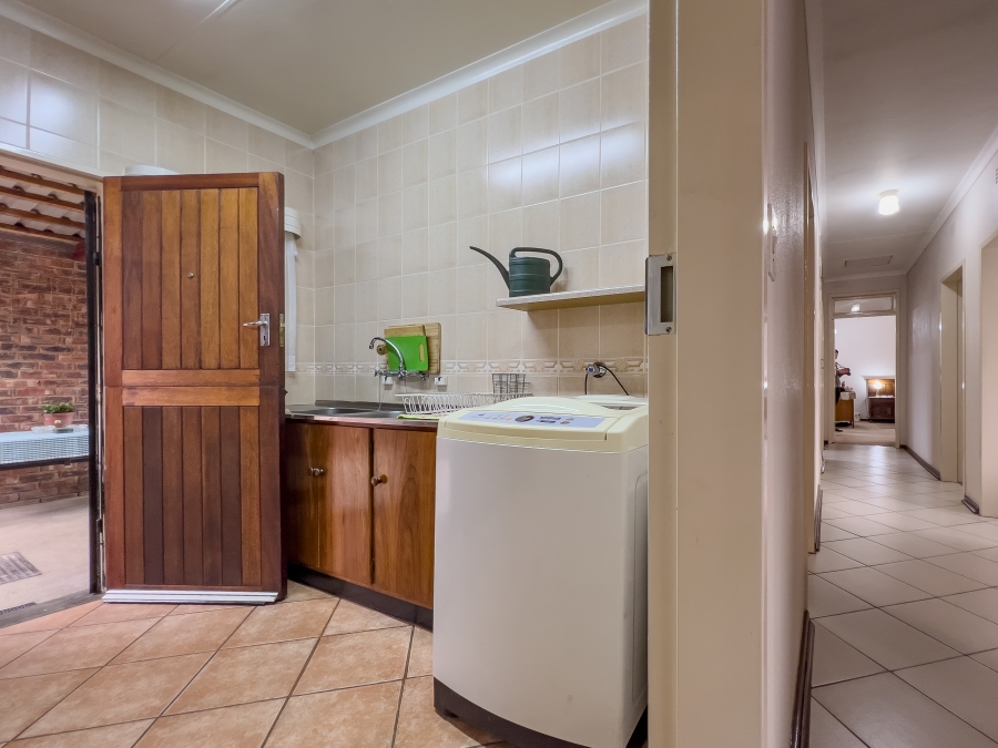 4 Bedroom Property for Sale in Edleen Gauteng