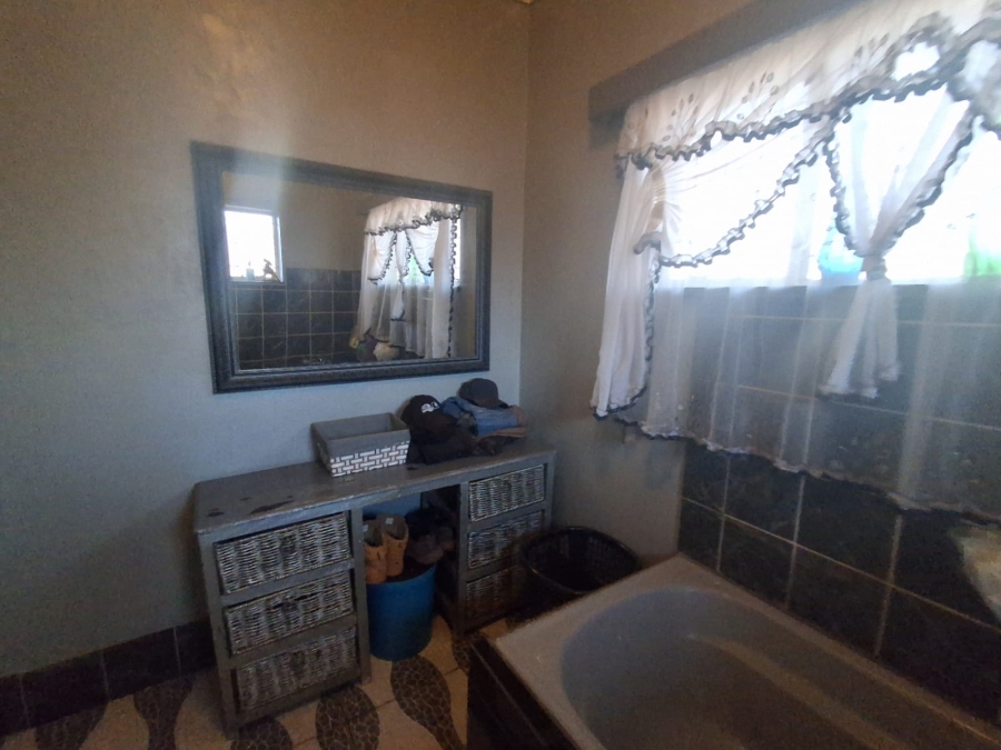 3 Bedroom Property for Sale in Carletonville Central Gauteng