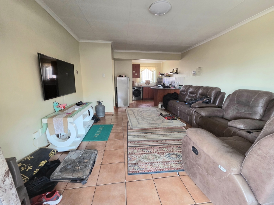 2 Bedroom Property for Sale in Noordwyk Gauteng