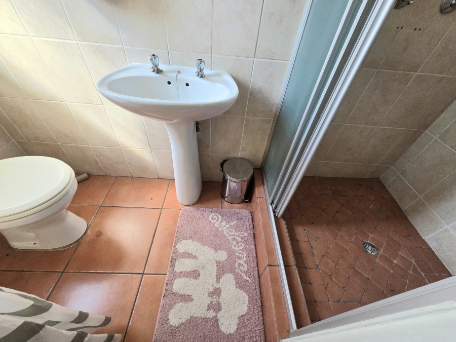 2 Bedroom Property for Sale in Noordwyk Gauteng