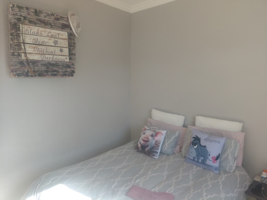 2 Bedroom Property for Sale in Kookrus Gauteng