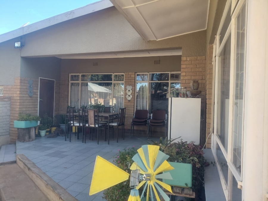 3 Bedroom Property for Sale in Rothdene Gauteng