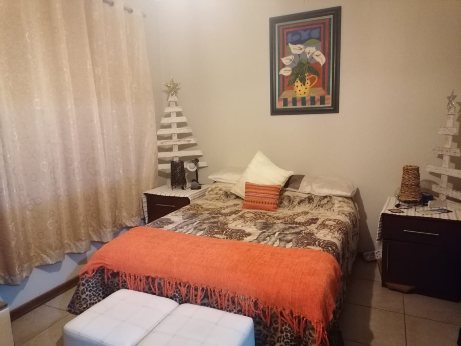 3 Bedroom Property for Sale in Rothdene Gauteng