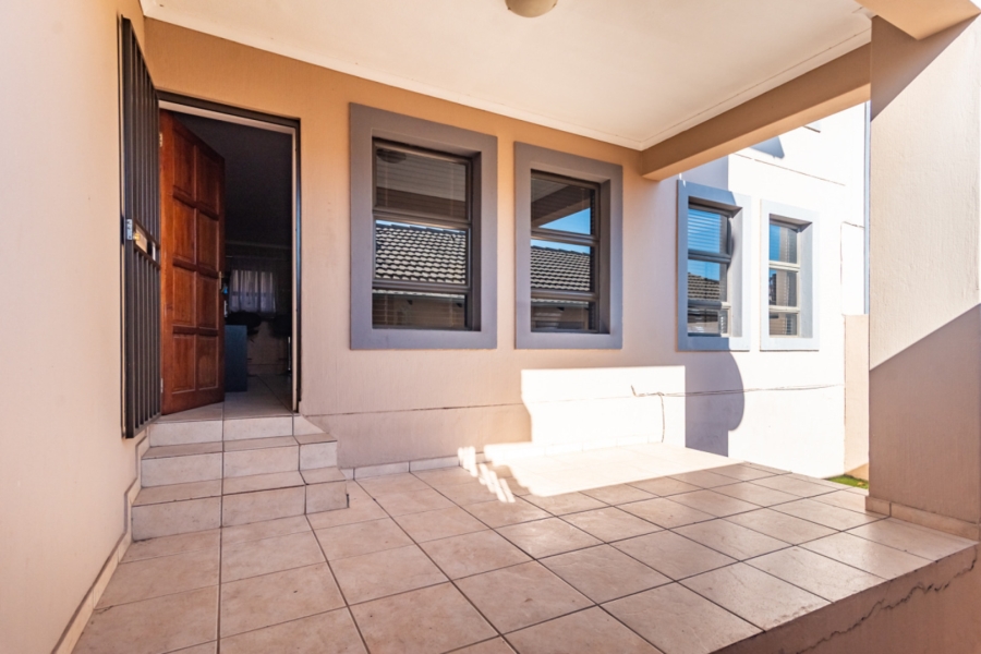 To Let 2 Bedroom Property for Rent in Chancliff A H Gauteng
