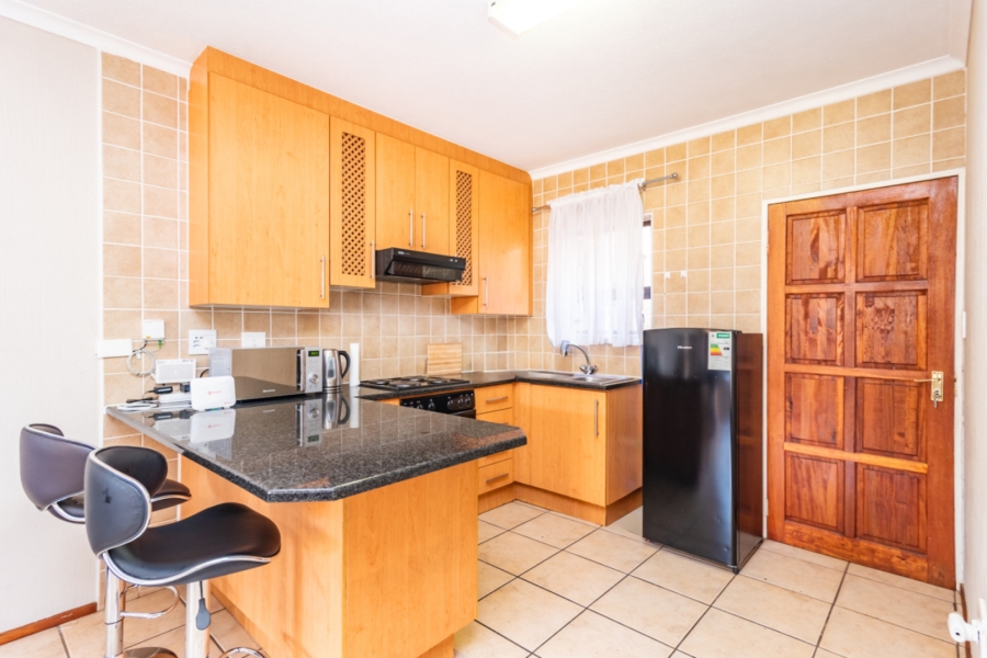 To Let 2 Bedroom Property for Rent in Chancliff A H Gauteng