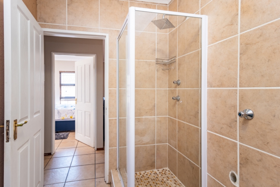 To Let 2 Bedroom Property for Rent in Chancliff A H Gauteng