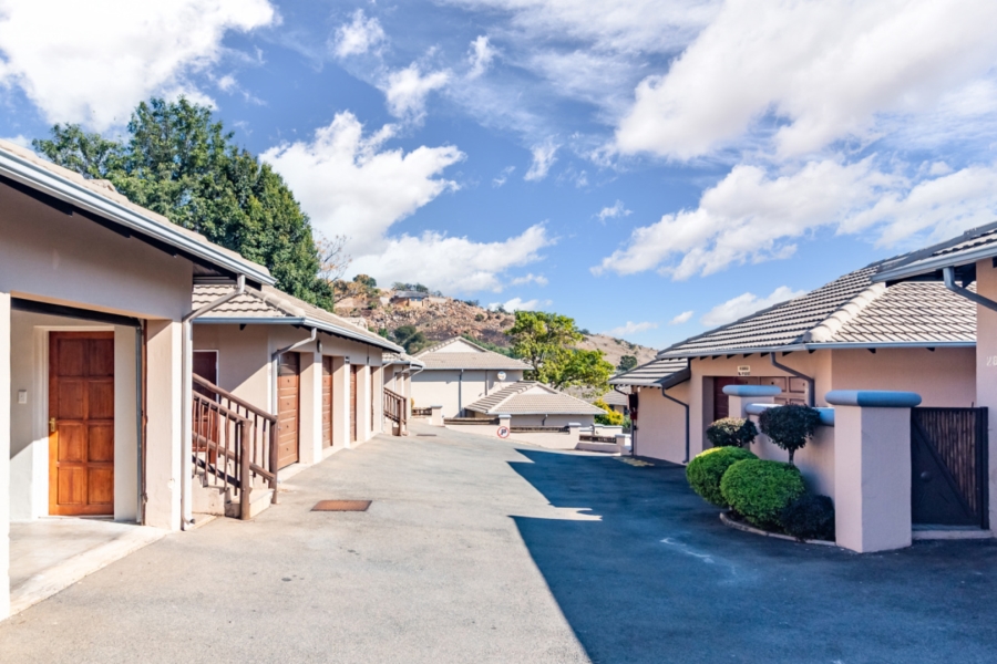 To Let 2 Bedroom Property for Rent in Chancliff A H Gauteng