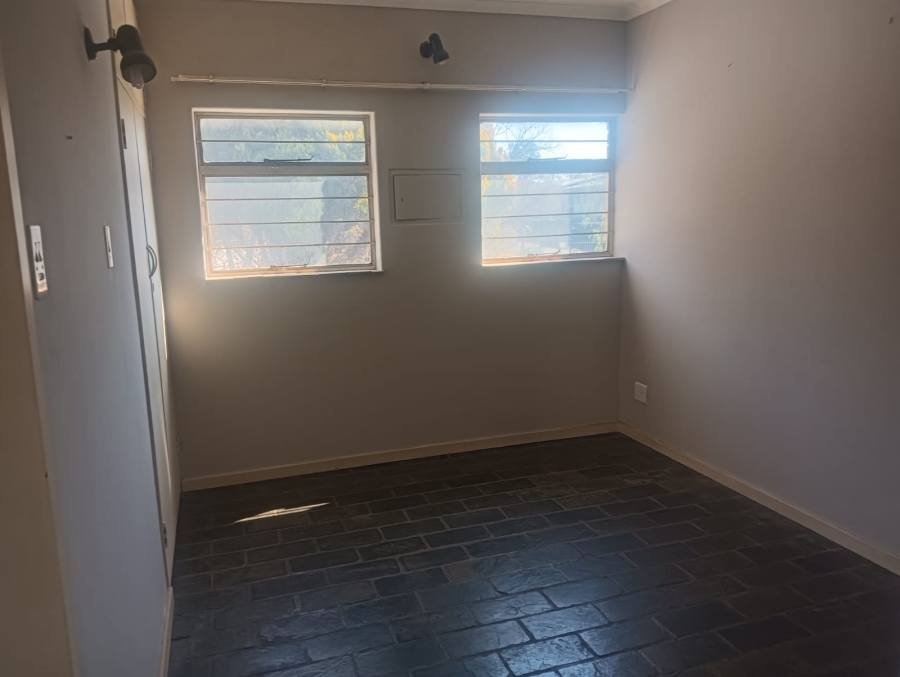 1 Bedroom Property for Sale in Clubview Gauteng