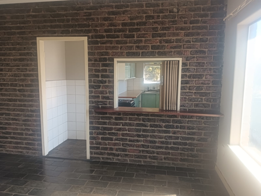 1 Bedroom Property for Sale in Clubview Gauteng