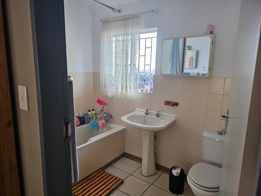 3 Bedroom Property for Sale in Suiderberg Gauteng
