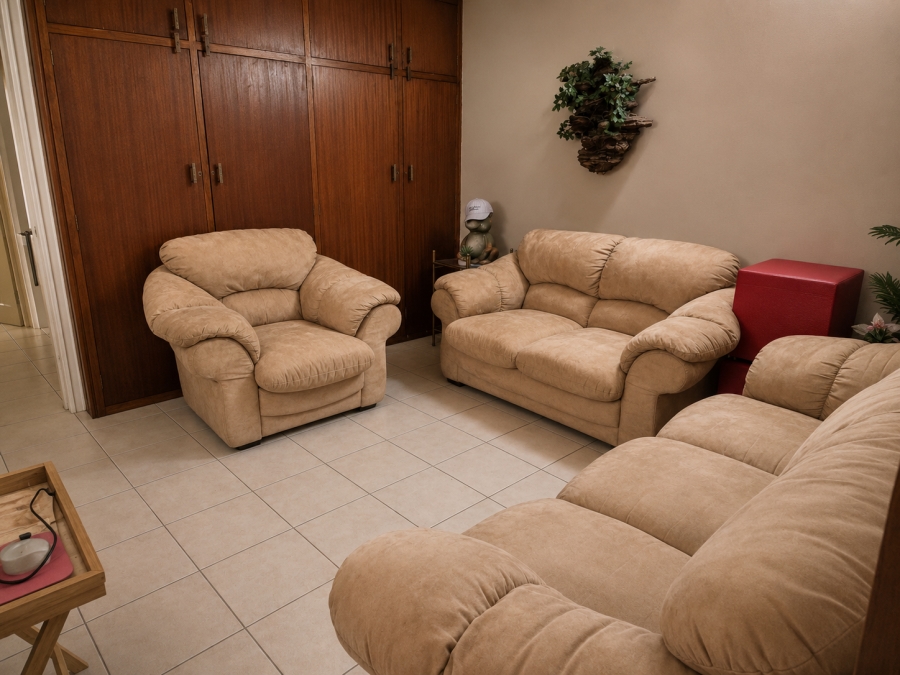 3 Bedroom Property for Sale in Mountain View Gauteng