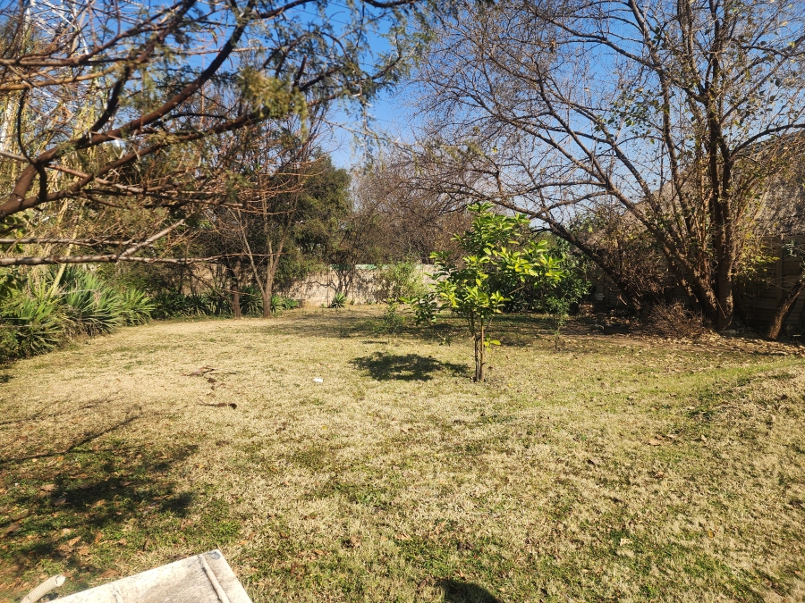 3 Bedroom Property for Sale in Mountain View Gauteng